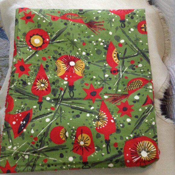 VTG 60/70's Handmade MCM Christmas Tablecloth; 54" x 68", Charming, Cottagecore - Picture 1 of 3